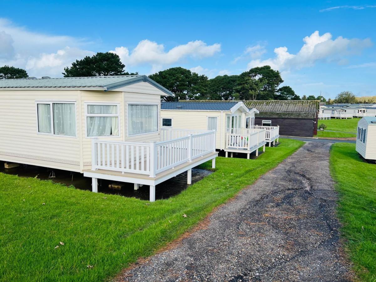 2 Bedroom Caravan Shs3, Sandhills, Apartment *
