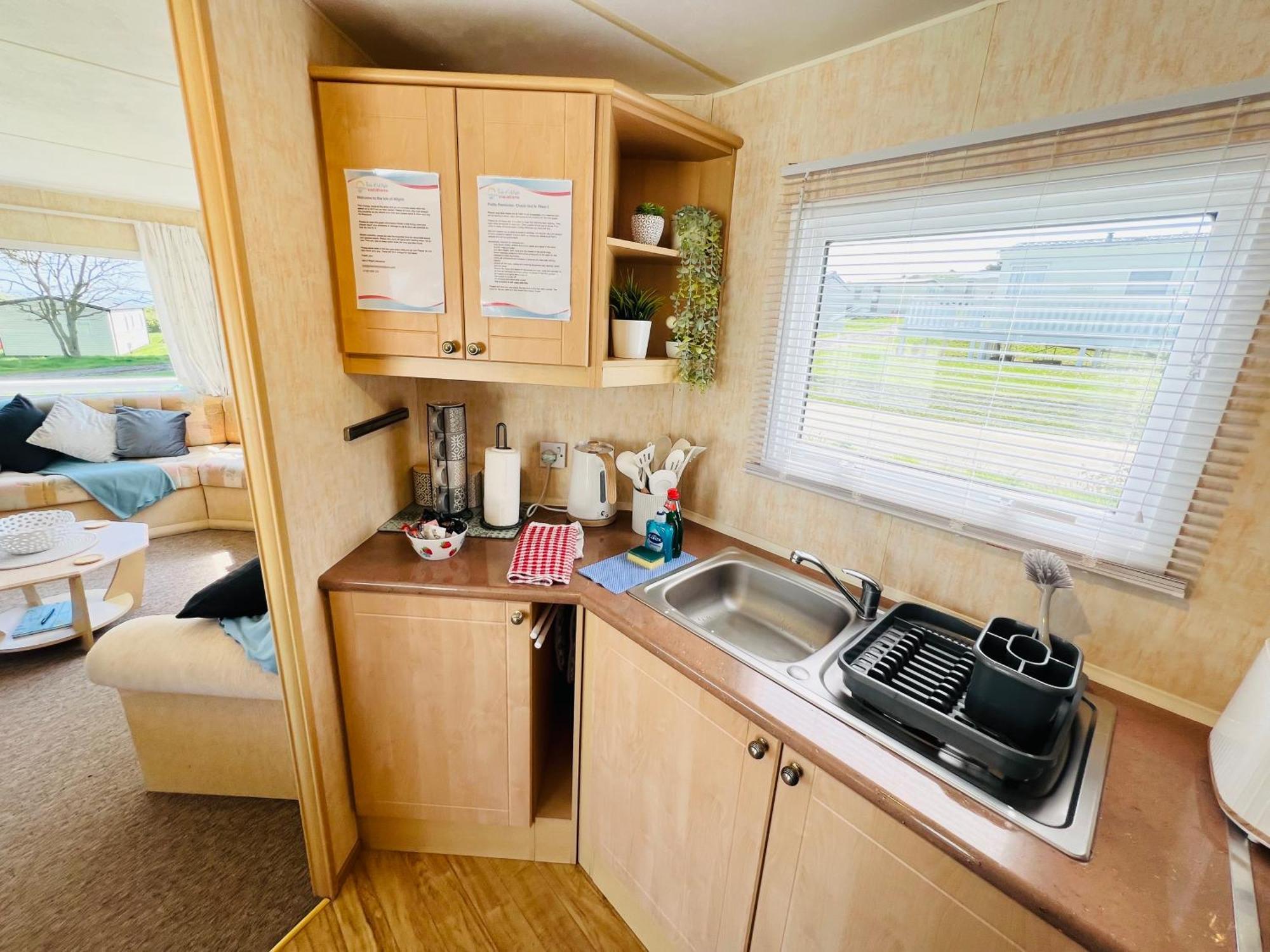 2 Bedroom Caravan Shs3, Sandhills, Apartment Bembridge